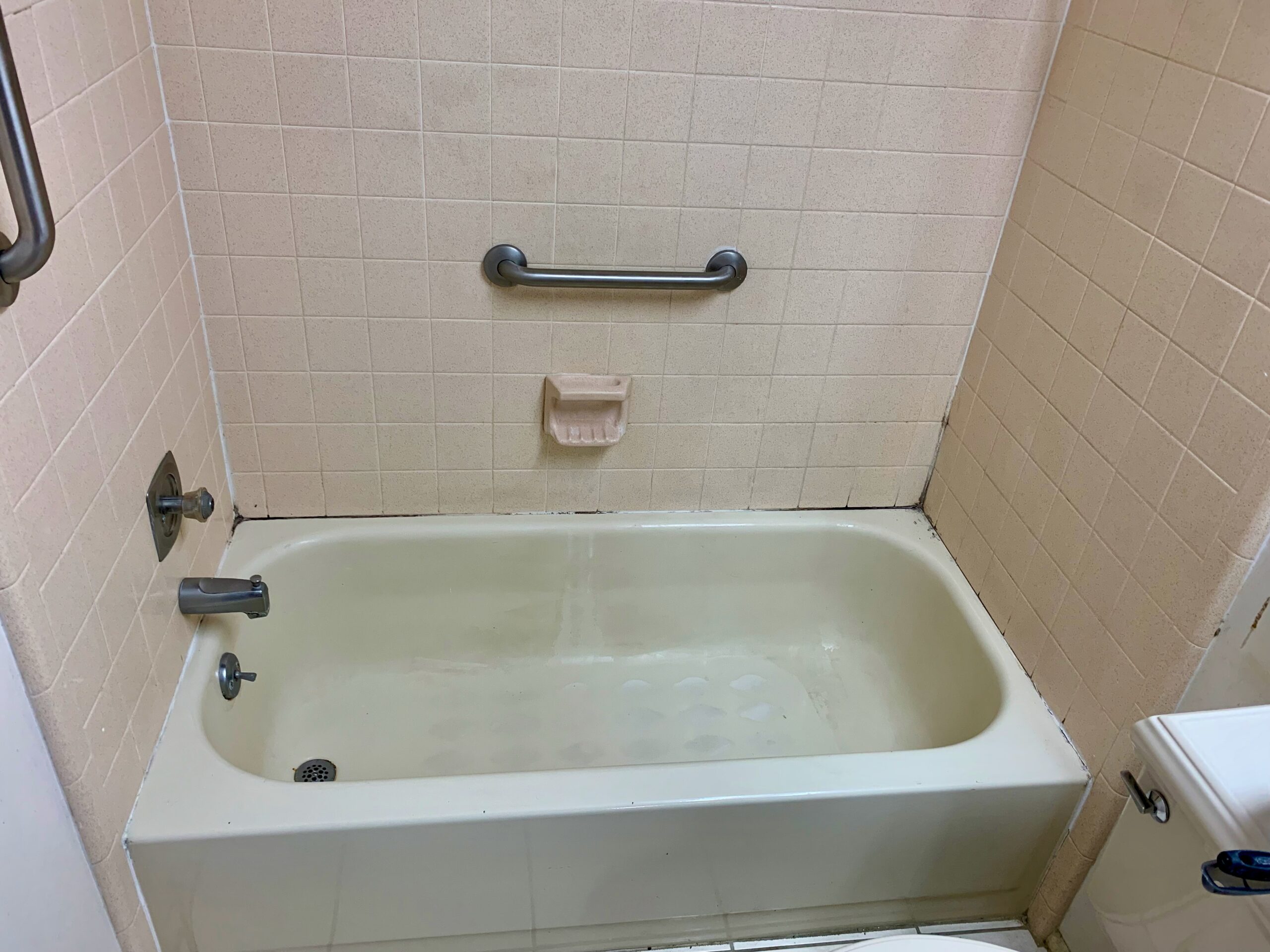 Bathtub - Reglaze Pros Inc